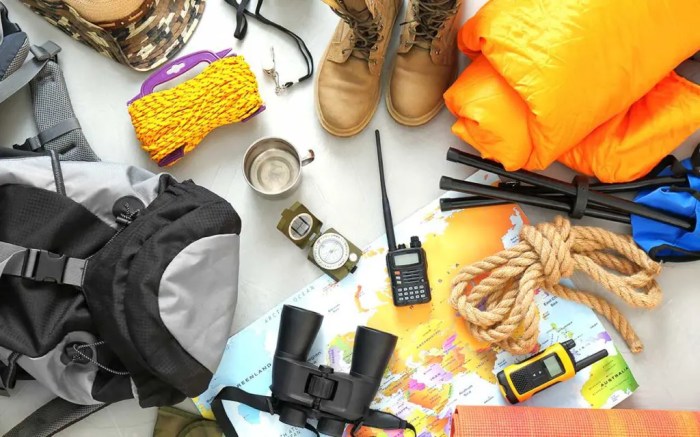 Hiking essentials camping ten outdoor hubpages backpacking gear article